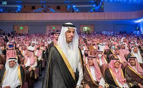 أمير العاصمة الرياض يرعى حفل تخريج طلاب وطالبات جامعة الفيصل